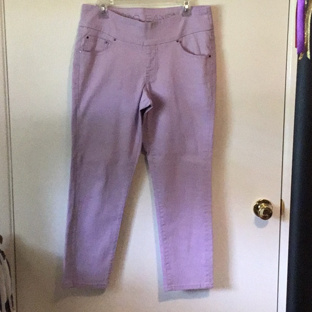 New W/O Tags, Jag Jeans Slim Fit Pull-On Lavender